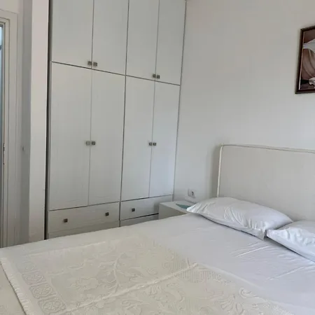Magda * Sarandë